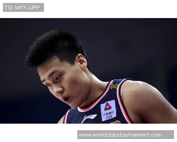 CBA广东队与深圳队半决赛激战正酣谁能晋级总决赛争夺冠军荣耀