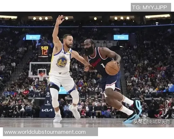 NBA快船勇士季后赛第二场激战回顾与精彩瞬间分析